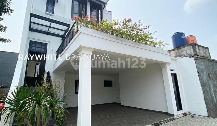 Brand New Modern Minimalist House in Moh Kahfi Area, Jagakarsa