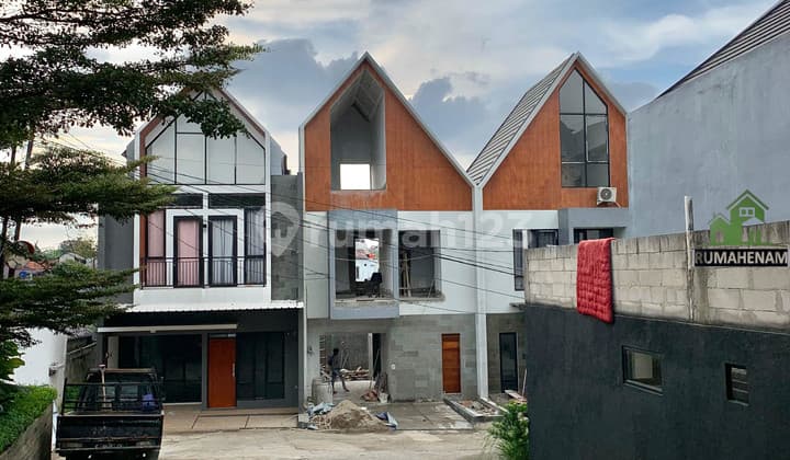 Rumah 3 Lantai Siap Huni Pinggir Jalan Raya Muhtar Sawangan