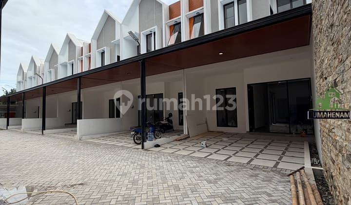 Rumah 3 Kamar Tidur Brand New Siap Huni Dekat Gerbang Tol Desari
