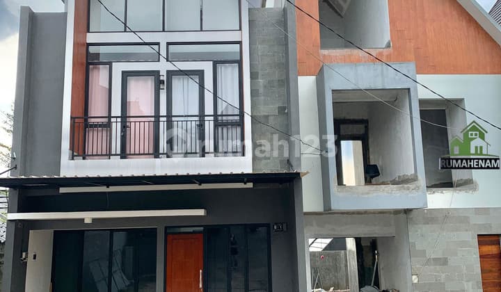 Rumah 3 Lantai Scandinavian Modern di Pinggir Jalan Raya Muhtar