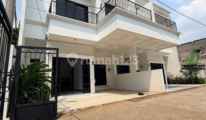 Rumah Berkonsep American Modern Siap Huni Dekat Gerbang Toldesari