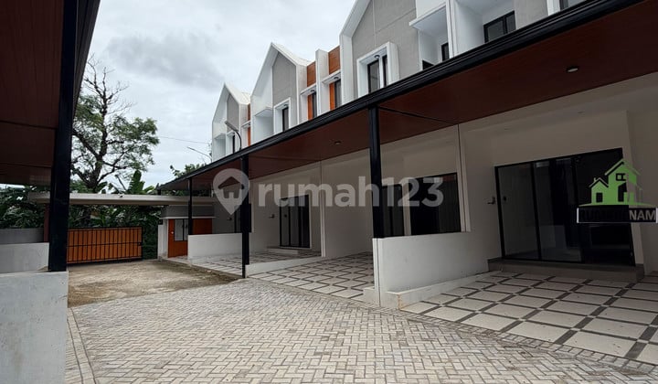 Rumah Brand New 3 Kamar Tidur Siap Huni Dekat Gerbang Tol Desari