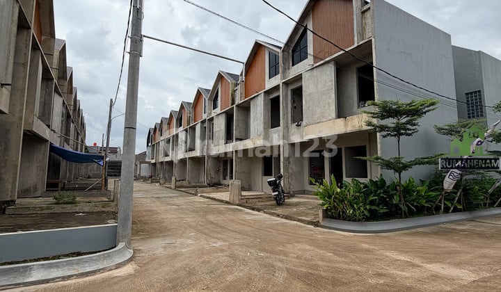 Rumah Cantik Siap Huni Harga Cuma 800 Juta Aja Dekat Mal The Park