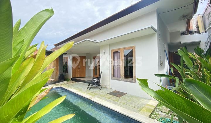 KBP0325 - Modern Villa with a minimalist design and a large pool