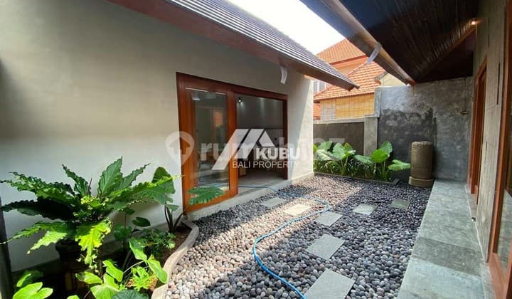 Kbp1367 Brandnew House With Classic Design In Complex Area.