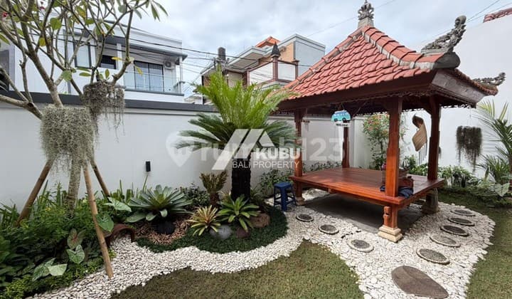 Kbp1547 Clean And Bright House With A Minimalist Design.