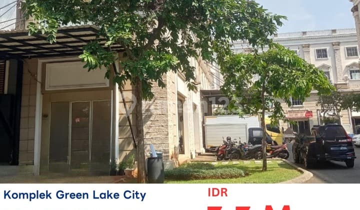 Cheap shop house in Green Lake City