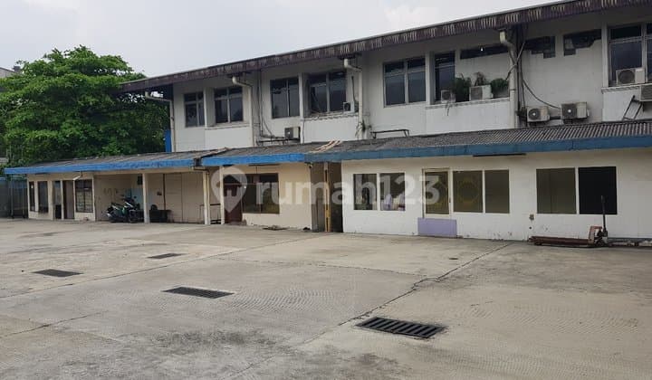 Bangunan Ex Pabrik Harga Hitung Tanah di Cakung Jakarta Timur