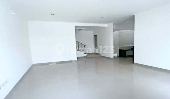 Disewa Harga Nego Rumah Baru ( 8x12.5 ) PIK 2 - Pantai Indah Kapuk