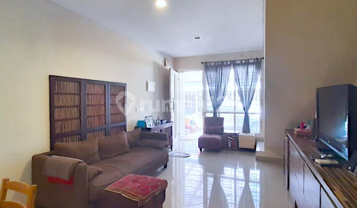 Dijual Rumah Semi Furnished ( 4x15 ) Golf Lake Residence - Kalideres, Jakarta Barat