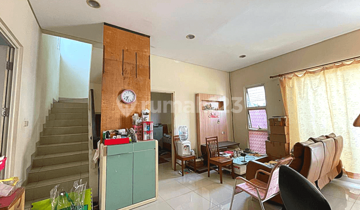 Dijual Cepat Harga Nego Rumah Siap Huni ( 8x15 ) Golf Lake Residence - Cengkareng Timur