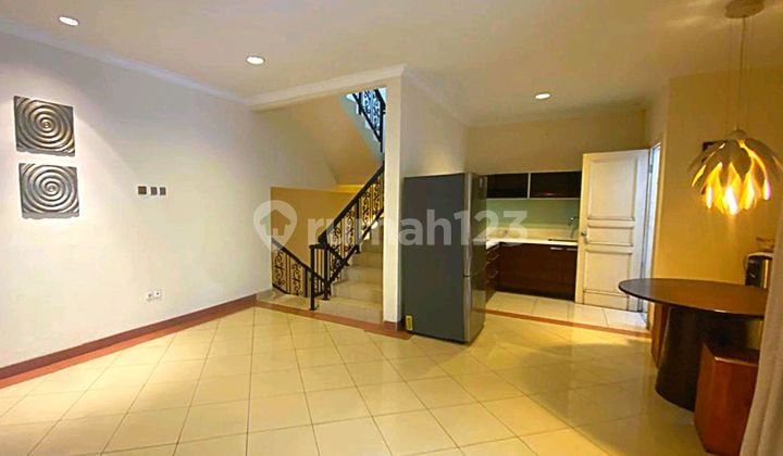 Dijual Harga Nego Rumah Rapi Siap Huni ( 8x18 ) Bukit Golf Mediterania - Pantai Indah Kapuk