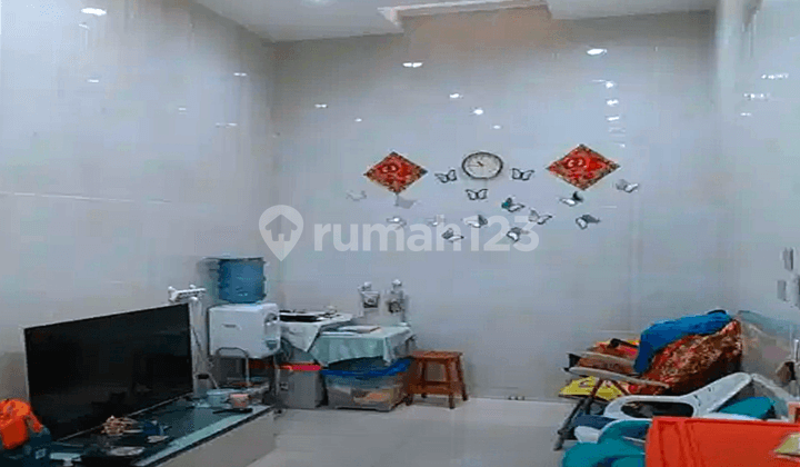 Dijual Butuh Cepat Harga Nego Rumah Siap Huni ( 6x15 ) Taman Palem Lestari - Cengkareng