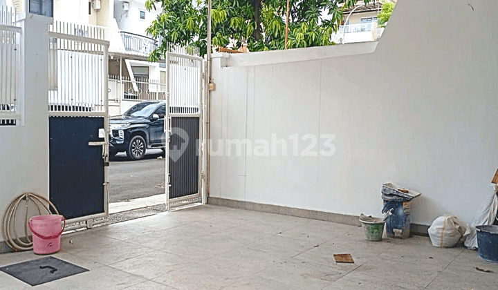 Quick Sale Negotiable Price Ready-to-Occupy House (6X18) Taman Grisenda - Pantai Indah Kapuk