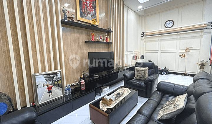 Dijual Harga Nego Rumah Siap Huni 4 Tingkat ( 7x20 ) Dutamas - Jelambar, Pertamburan