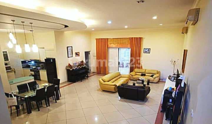 Dijual Harga Nego Rumah Sudah Renovasi Jalan Besar ( 12x25 ) Bukit Golf Mediterania.- Pantai Indah Kapuk, Pik