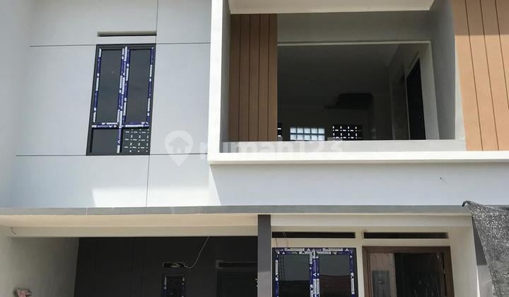 Rumah SHM Bagus 2 Lantai Harga 1 Lantai di Gumpang