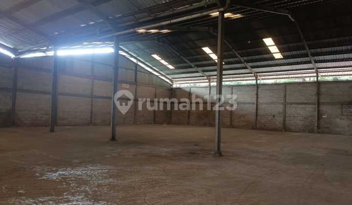 Gudang Besar di Narogong Bekasi - Lokasi Strategis, Masuk Kontainer 40 Feet
