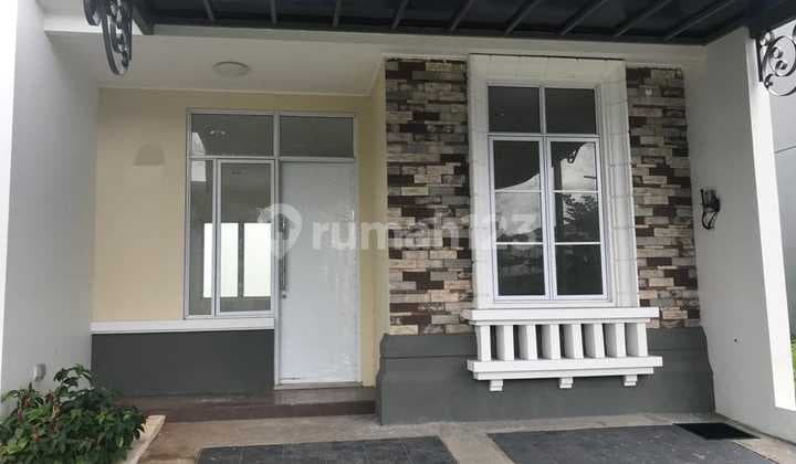 For Sale: Good Minimalist House Ready to Occupy in La Seine Cluster JGC East Jakarta
