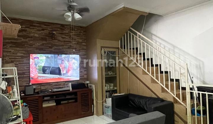 Rumah Bagus & Semi Furnished di Dalam Cluster Metland Menteng, Cakung Jakarta Timur - Lokasi Strategis