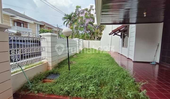 Dijual Rumah Lokasi Strategis Dekat Mall Kelapa Gading di Kelapa Gading Permai