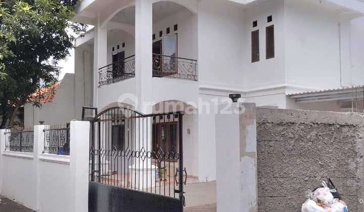 Dijual Rumah 2 Lantai Siap Huni di Lubang Buaya Cipayung Jakarta Timur