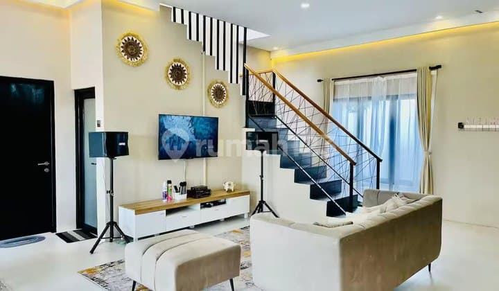 CIKOLE, LEMBANG. VILLA CANTIK SIAP HUNI DI KOTA BANDUNG