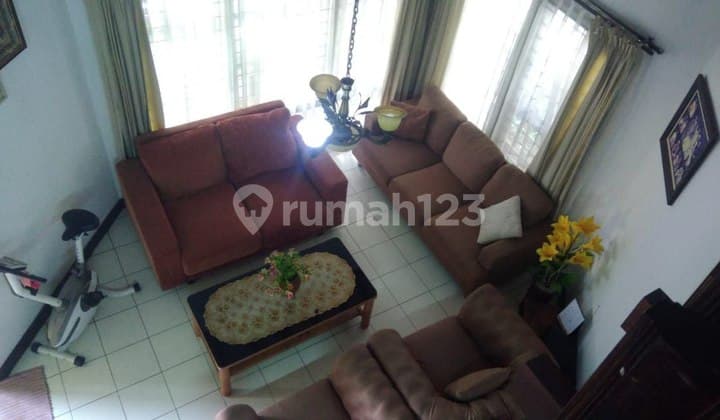 Gegerkalong, Setiabudi, Bandung Utara. Rumah 2 Lantai Siap Huni di Kota Bandung