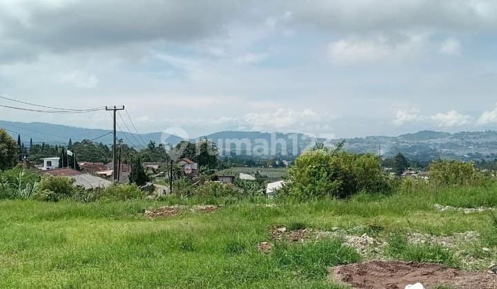 Hot Deal!!! Tanah Cocok Utk Vila atau Hunian View Kota di Jl. Anggrek, Wisata Lembang. Dkt Hotel Nirwana, Cikole, Bandung