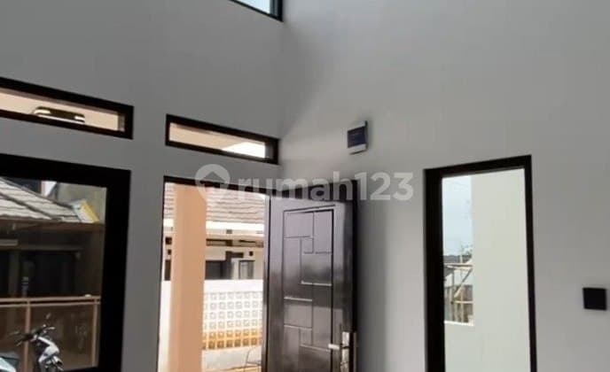 CIHANJUANG, NEW MODERN MINIMALIST HOUSE IN BANDUNG CITY