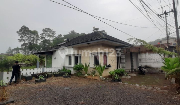 Cikole, Lembang. Rumah Asri Siap Huni di Bandung