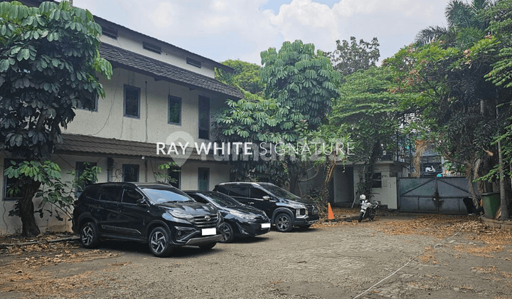 Tanah dan bangunan di Antasari Zona Komersial Ex Kantor