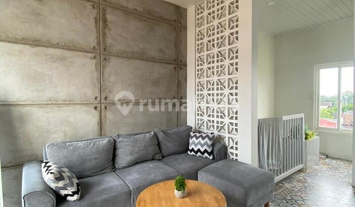 Beautiful Aesthetic 2-Storey House in Banyumanik