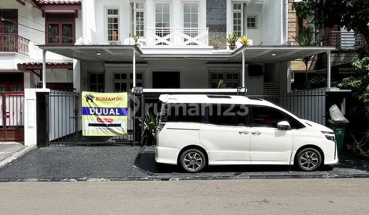 Rumah 2 Lantai Pondok Indah Baru Renovasi Row Jalan Lebar Akses Mudah Jakarta Selatan Siap Huni Bebas Banjir SHM