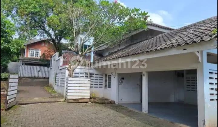 Cheap House Inside Complex Near Andara.