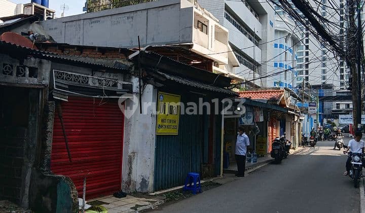 Tanah Letak Strategis Belakang Kampus Perbanas.