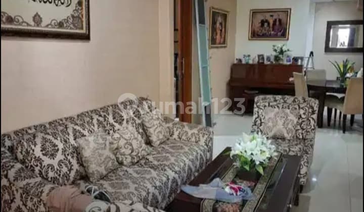 Rumah Lokasi Strategis Pinang Perak- Pondok Indah.