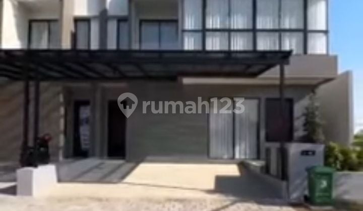 Rumah 2 Lantai Mewah Di Graha Natura Surabaya Barat