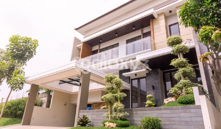 Luxurious 2-story house in the forefront cluster of Citraland.