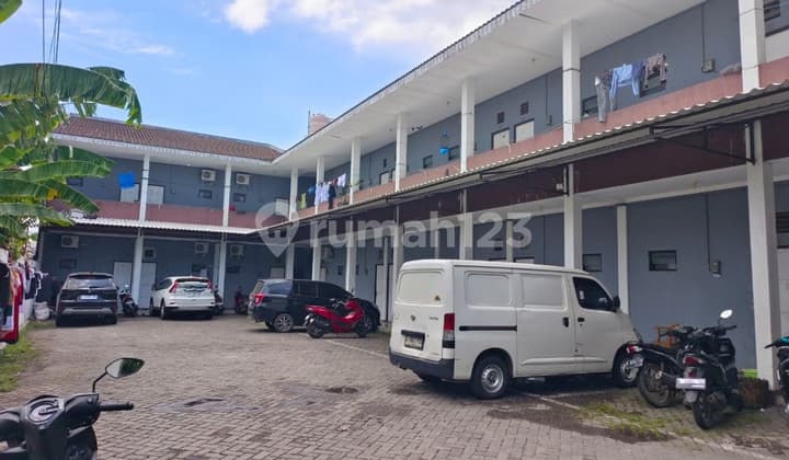 For Sale: Boarding House and 2 Shophouses in Kraksaan, Probolinggo