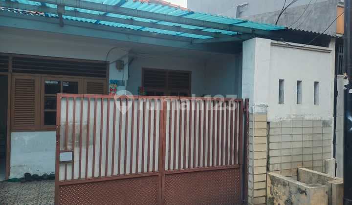 Rumah 9x15, 2 Lantai Di Cipinang Jakarta.uyata