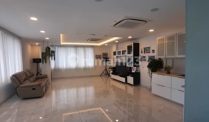 Rental House Hidden.. Penthouse Feel in Greenville West Jakarta