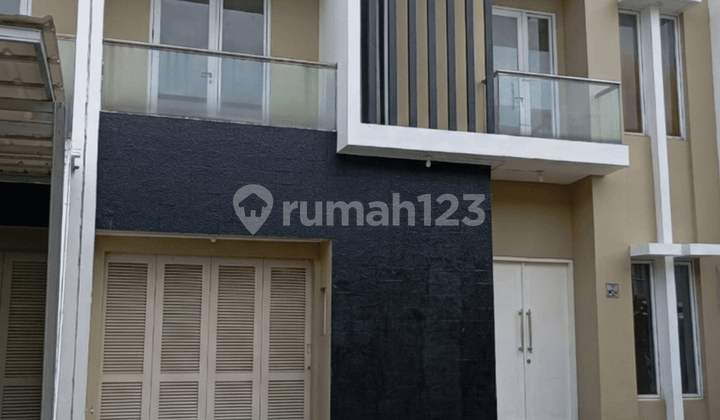 Rumah Cantik, Luas di San Lorenzo, Paramount, Gading Serpong, Tangerang