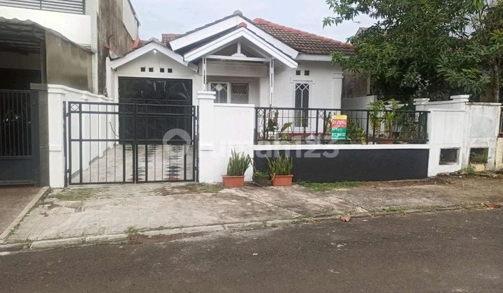 For Sale Cheap, Ma'am, House in Kencana Loka BSD