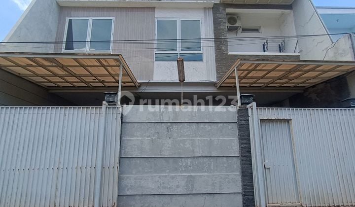 Rumah Minimalis 2 Lantai Lebak Arum Dekat Kenjeran SHM Sejuk Plafon Tinggi