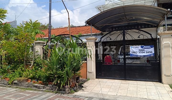 Rumah Gayungsari SHM Hitung Tanah Dekat Transmart Akses Bandara