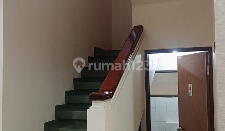 Rumah Graha Family 2 Lantai Siap Huni Terawat Dekat Nathos