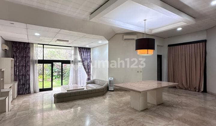 Disewakan Rumah di Bilangan Permata Hijau Jakarta Selatan Lokasi Tenang, Aman dan Nyaman di Lokasi Prime Permata Hijau