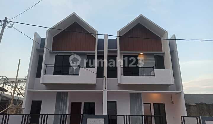 Rumah Siap Huni, Tanah Luas, Selangkah Jalan Utama Jatiasih