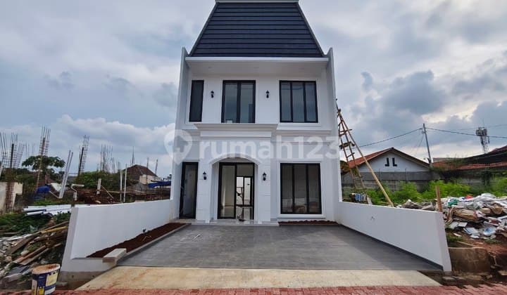 Rumah Dalam Komplek Besar, Full Fasilitas Dekat Tol Jatibening